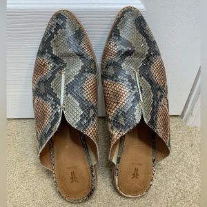 Frye Nolan Seam Leather Snakeskin Mules